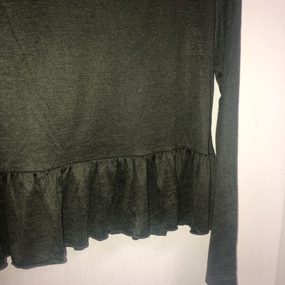 Gap Ruffle Sweater - Picture 3 of 3